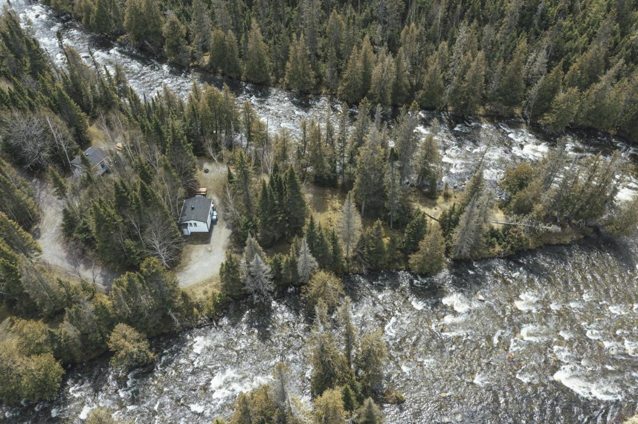Gite Du Mont-Albert - Sepaq Sainte Anne des Monts Exterior photo