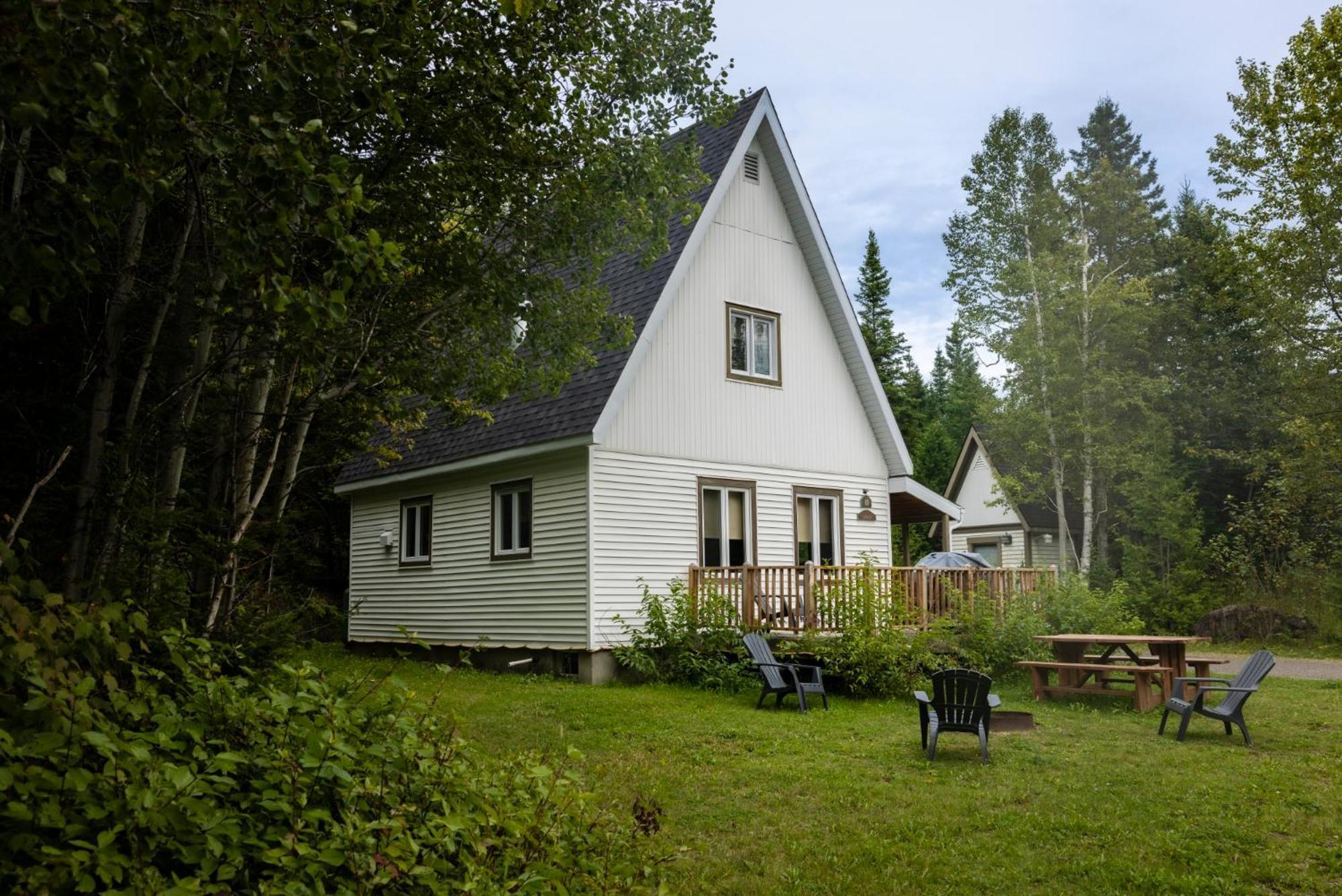 Gite Du Mont-Albert - Sepaq Sainte Anne des Monts Exterior photo